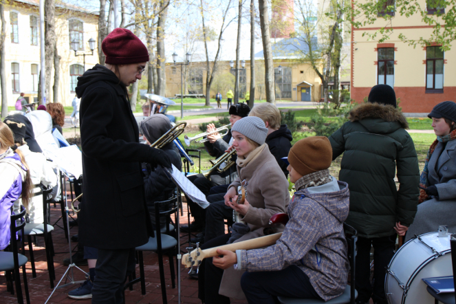 В Педиатрическом университете проведены торжественные мероприятия, посвящённые Дню Победы 40