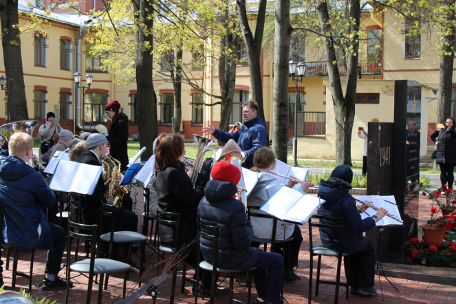 В Педиатрическом университете проведены торжественные мероприятия, посвящённые Дню Победы 46