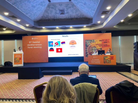 Профессор Педиатрического университета выступил модератором секции на конференции в Стамбуле 2