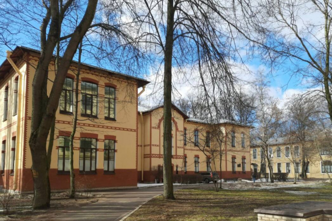 Врачи Педиатрического университета боролись с последствиями травм у детей  в выходные