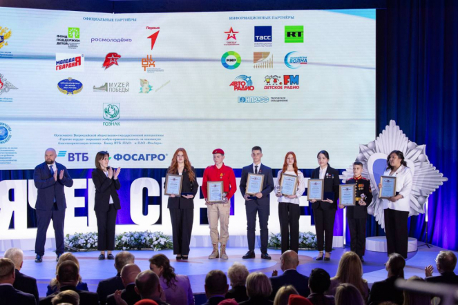 Студентка Педиатрического университета Диёра Ачилова - лауреат премии «Горячее сердце» 1