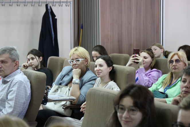 В Педиатрическом университете прошла ярмарка вакансий 8