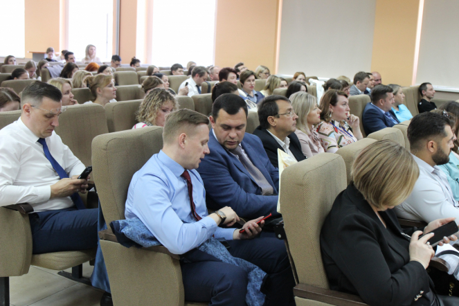 В Педиатрическом университете прошла ярмарка вакансий 16