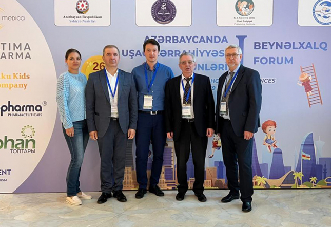 Педиатрический университет принял участие в первом съезде детских хирургов в Баку