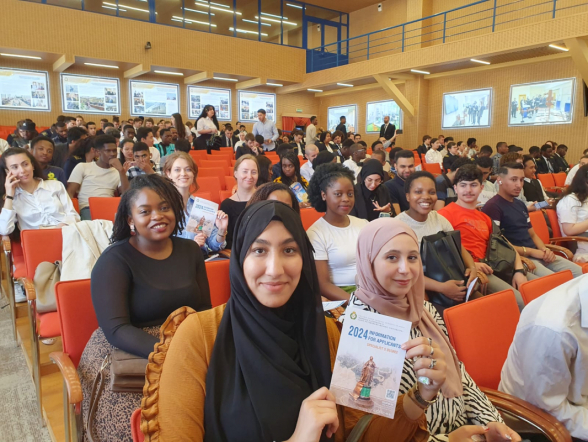 Студенты Педиатрического университета посетили Международный Форум «День Африки. Образование ради будущего» 4