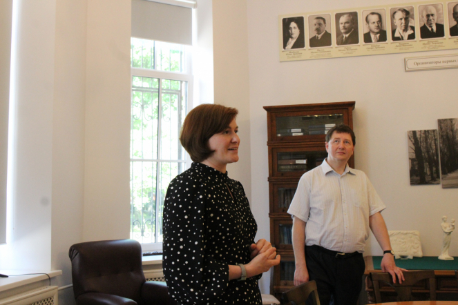 В музее Педиатрического университета открылась выставка работ студентов Санкт-Петербургского государственного института кино и телевидения «Мир семьи» 17