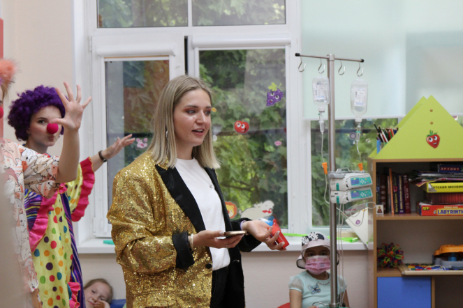 В Педиатрическом университете состоялся праздник для пациентов онкогематологического отделения клиники вуза 6