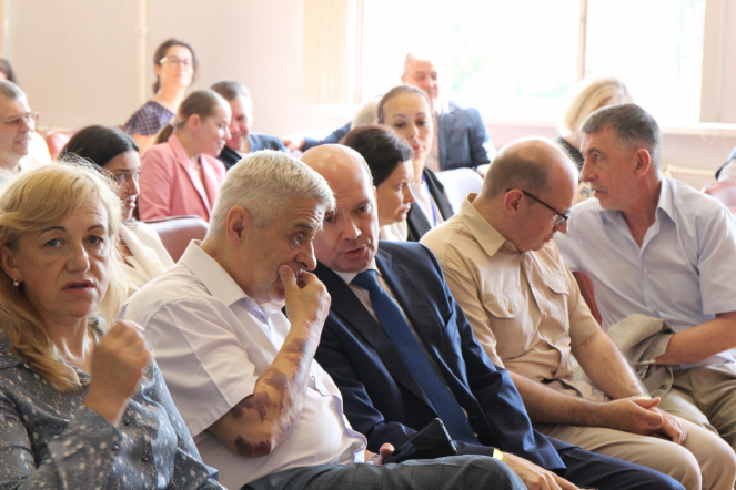 В Санкт-Петербурге стартовал крупнейший конгресс по охране здоровья ребёнка 1