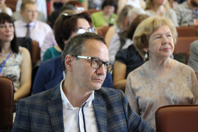 В Санкт-Петербурге стартовал крупнейший конгресс по охране здоровья ребёнка 21