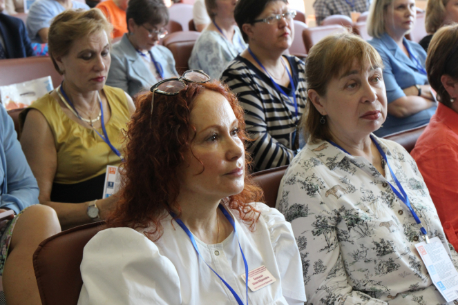 В Санкт-Петербурге стартовал крупнейший конгресс по охране здоровья ребёнка 36