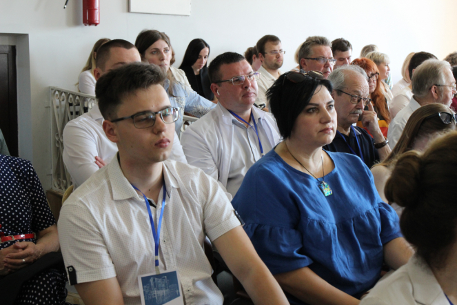 В Санкт-Петербурге стартовал крупнейший конгресс по охране здоровья ребёнка 40