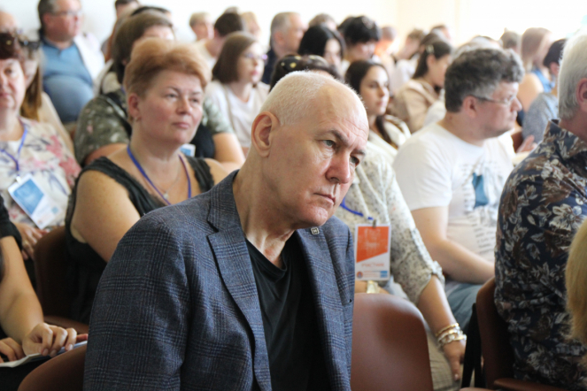 В Санкт-Петербурге стартовал крупнейший конгресс по охране здоровья ребёнка 43