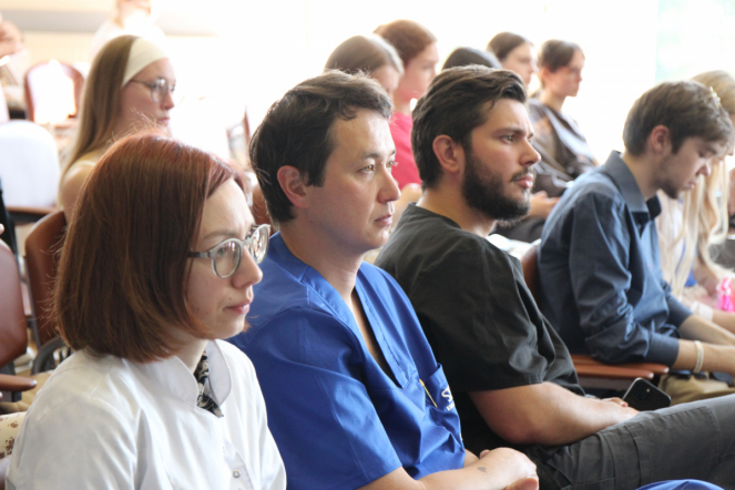 В Санкт-Петербурге стартовал крупнейший конгресс по охране здоровья ребёнка 44