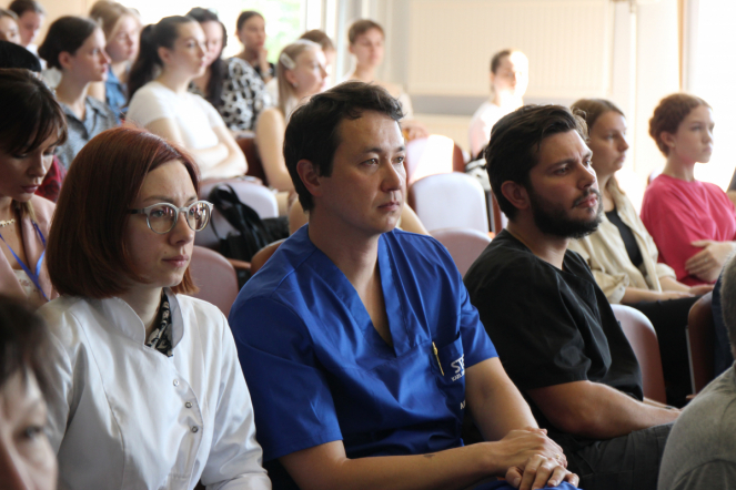 В Санкт-Петербурге стартовал крупнейший конгресс по охране здоровья ребёнка 45