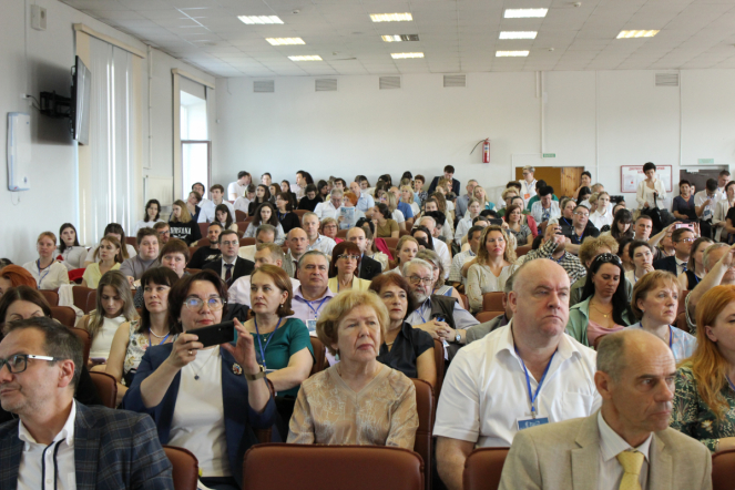 В Санкт-Петербурге стартовал крупнейший конгресс по охране здоровья ребёнка 58