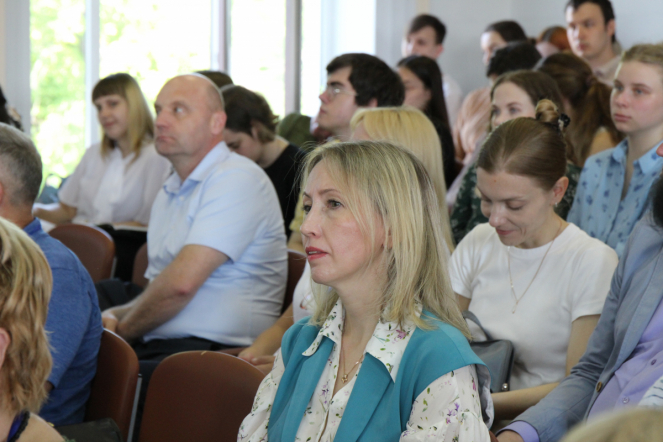 В Санкт-Петербурге стартовал крупнейший конгресс по охране здоровья ребёнка 65