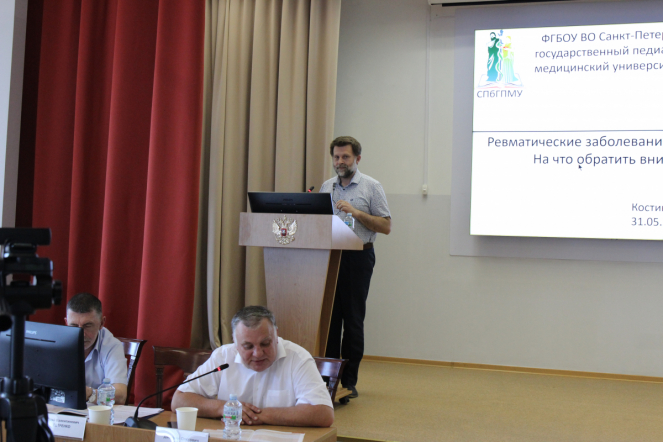 Ректор Педиатрического университета провёл открытое совещание главных неонатологов России 15