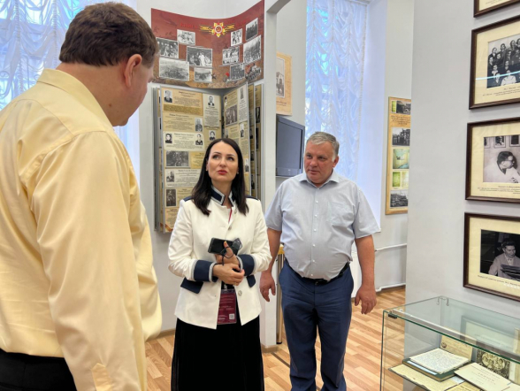 Депутат Государственной Думы Татьяна Буцкая встретилась с ректором Педиатрического университета Дмитрием Ивановым 9