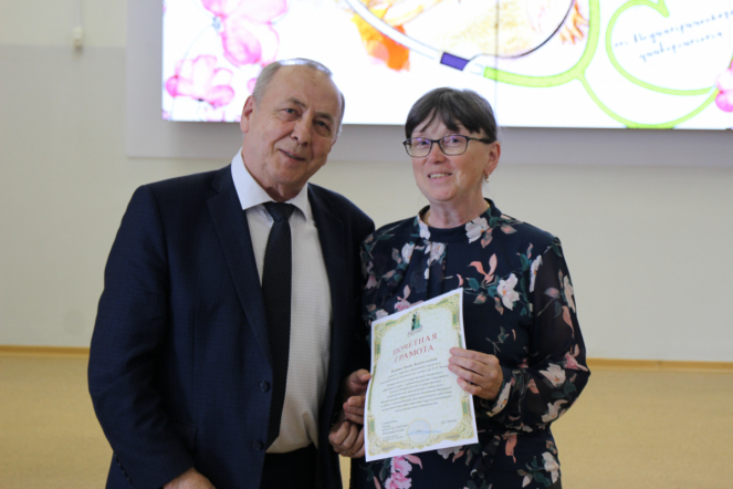 Сотрудников Педиатрического университета поздравили с Днём медицинского работника 26