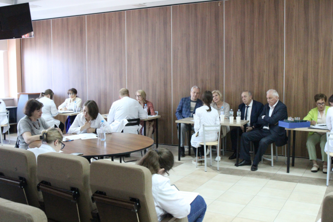 Шестикурсники педиатрического факультета проходят Государственную итоговую аттестацию 12