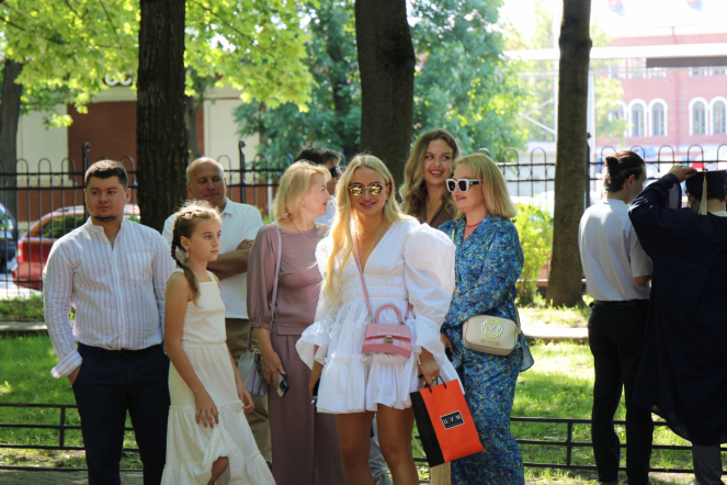 Иностранным выпускникам Педиатрического университета вручили дипломы о высшем образовании 2