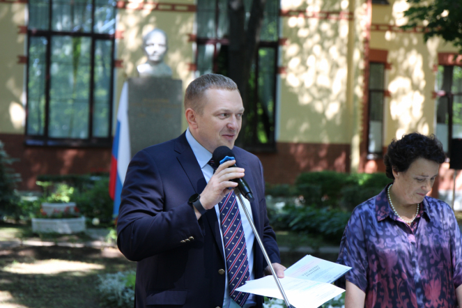 Иностранным выпускникам Педиатрического университета вручили дипломы о высшем образовании 28