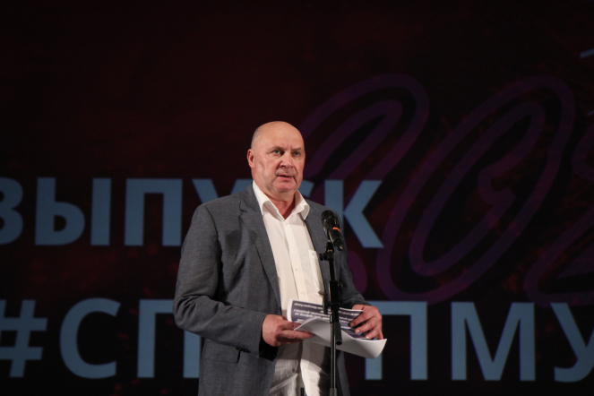 В Педиатрическом университете вручили дипломы выпускникам 21