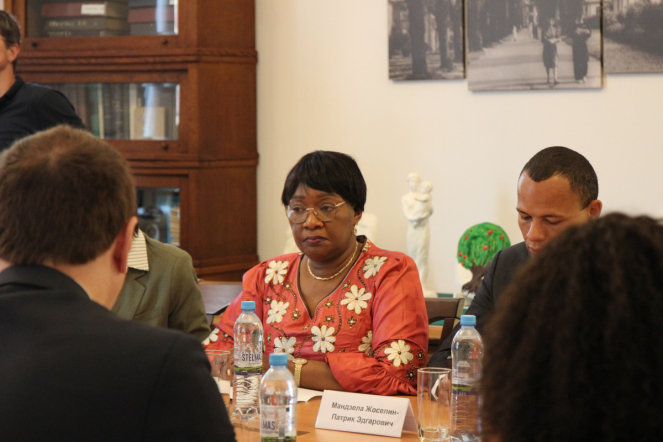 Министр образования Республики Конго посетила Педиатрический университет 10