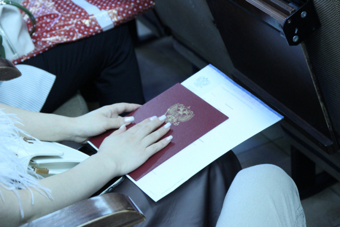 В Педиатрическом университете прошла церемония вручения дипломов врачам-ординаторам 4