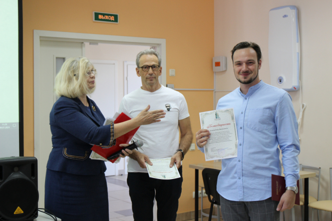 В Педиатрическом университете прошла церемония вручения дипломов врачам-ординаторам 14