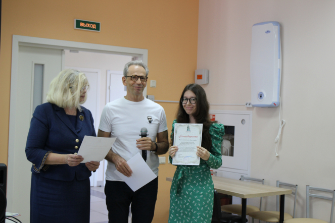 В Педиатрическом университете прошла церемония вручения дипломов врачам-ординаторам 16