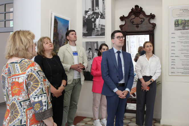 Педиатрический университет подписал соглашение о сотрудничестве с Горчаковским лицеем МГИМО и Академией талантов 8