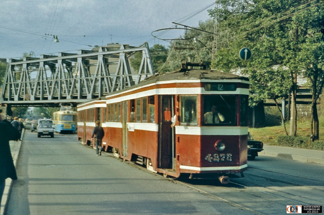 К 100-летию СПбГПМУ: Петербургский Горэлектротранс передал подарки пациентам университетской клиники, принявшим участие в конкурсе детского рисунка