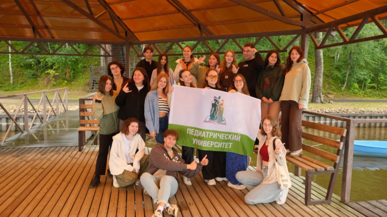 Активисты «Школы кураторов» провели выездной тренинг