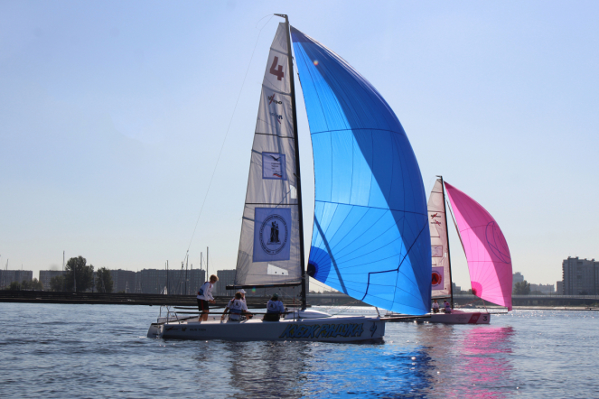 Студенты Педиатрического университета принимают участие в парусной регате