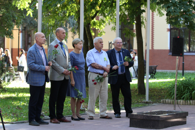 Педиатрический университет почтил память защитников Ленинграда 10