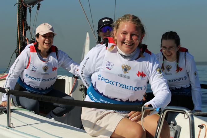 Наш экипаж: студенты Педиатрического университета приняли участие в парусной регате 66