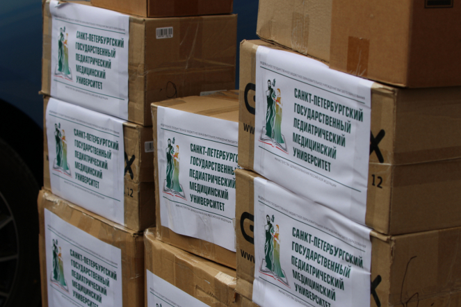 Сотрудники и студенты Педиатрического университета собрали гуманитарную помощь для жителей Курской области 2