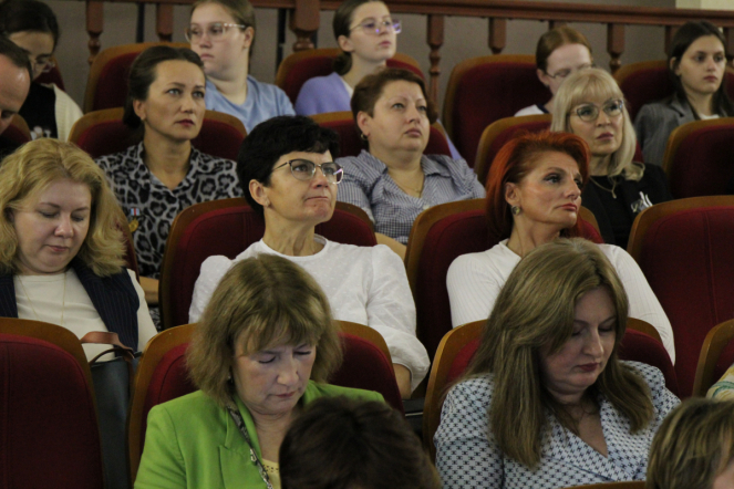 Вопросы демографии обсудили в Педиатрическом университете в рамках Третьего Женского форума 43