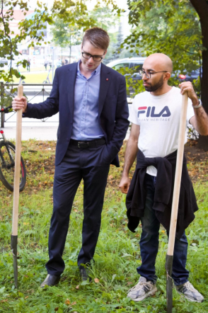 К столетию Педиатрического университета студенты высадили аллею 3