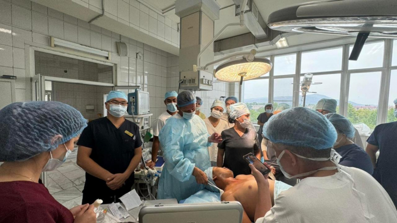 Профессор Педиатрического университета провел мастер-класс в Кызыле 3