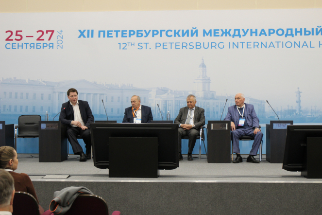 22 доклада представили специалисты Педиатрического университета на круглом столе в рамках XII международного Форума здоровья