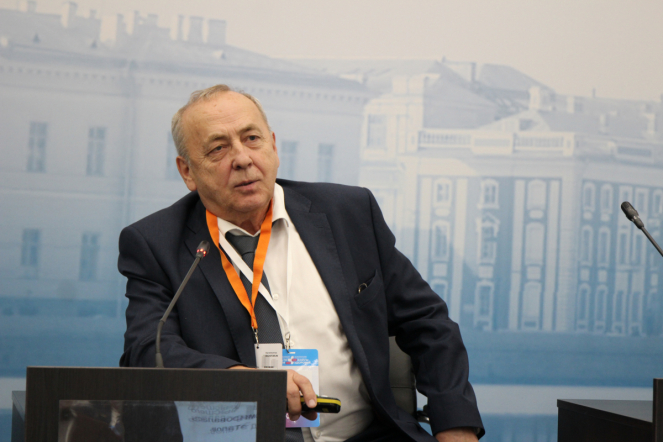 22 доклада представили специалисты Педиатрического университета на круглом столе в рамках XII международного Форума здоровья 11