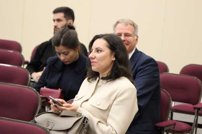 22 доклада представили специалисты Педиатрического университета на круглом столе в рамках XII международного Форума здоровья 14