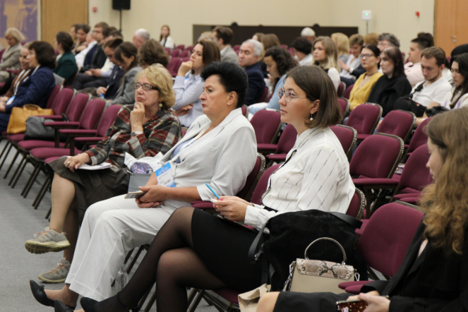 22 доклада представили специалисты Педиатрического университета на круглом столе в рамках XII международного Форума здоровья 16