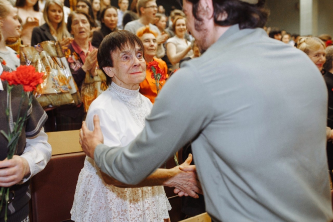 Ветераны ВОВ посетили праздничный концерт в Педиатрическом университете 5