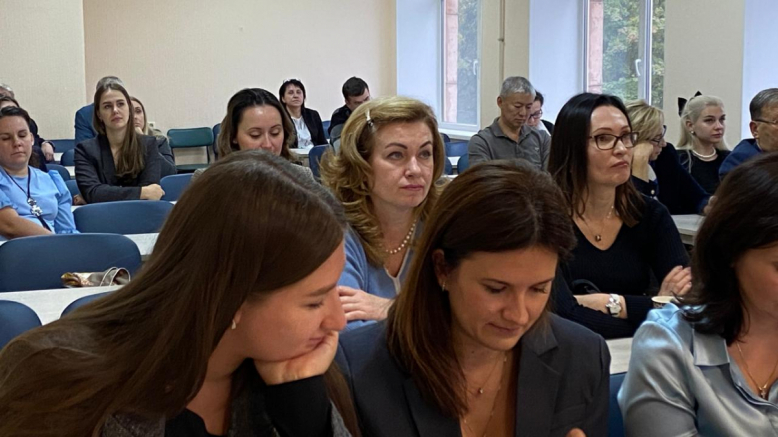 В Педиатрическом университете состоялся  межвузовский круглый стол, посвященный 150-летнему юбилею со дня рождения Н.А.Семашко 10