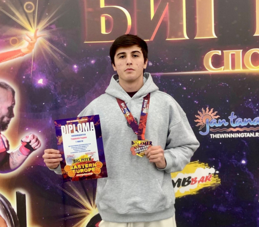 Студент Педиатрического университета – победитель соревнований по стритлифтингу