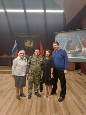 Прямой разговор с писателем об СВО: продолжение диалога