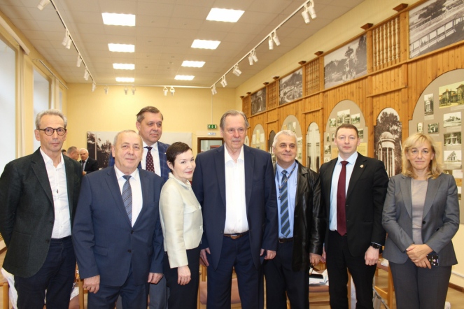 Эксперты Педиатрического университета приняли участие  в Межрегиональной конференции в Новгородской области